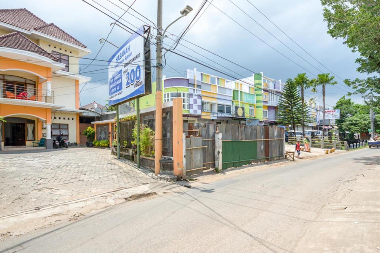 Hotel Reddoorz Syariah @ Jalan Simpang Gajayana Malang Zewnętrze zdjęcie